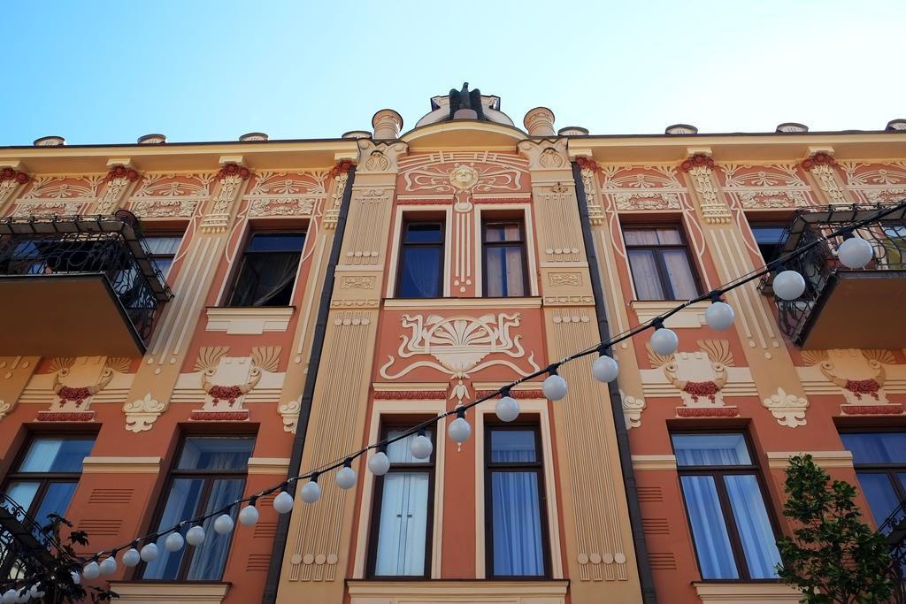 Charming 2Br Apartment In Old Tbilisi - By Wehost Buitenkant foto